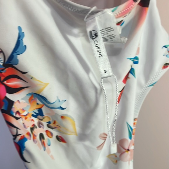 Cupshe Orange Floral Lace Up Halter One Piece tummy control size S - Picture 7 of 7